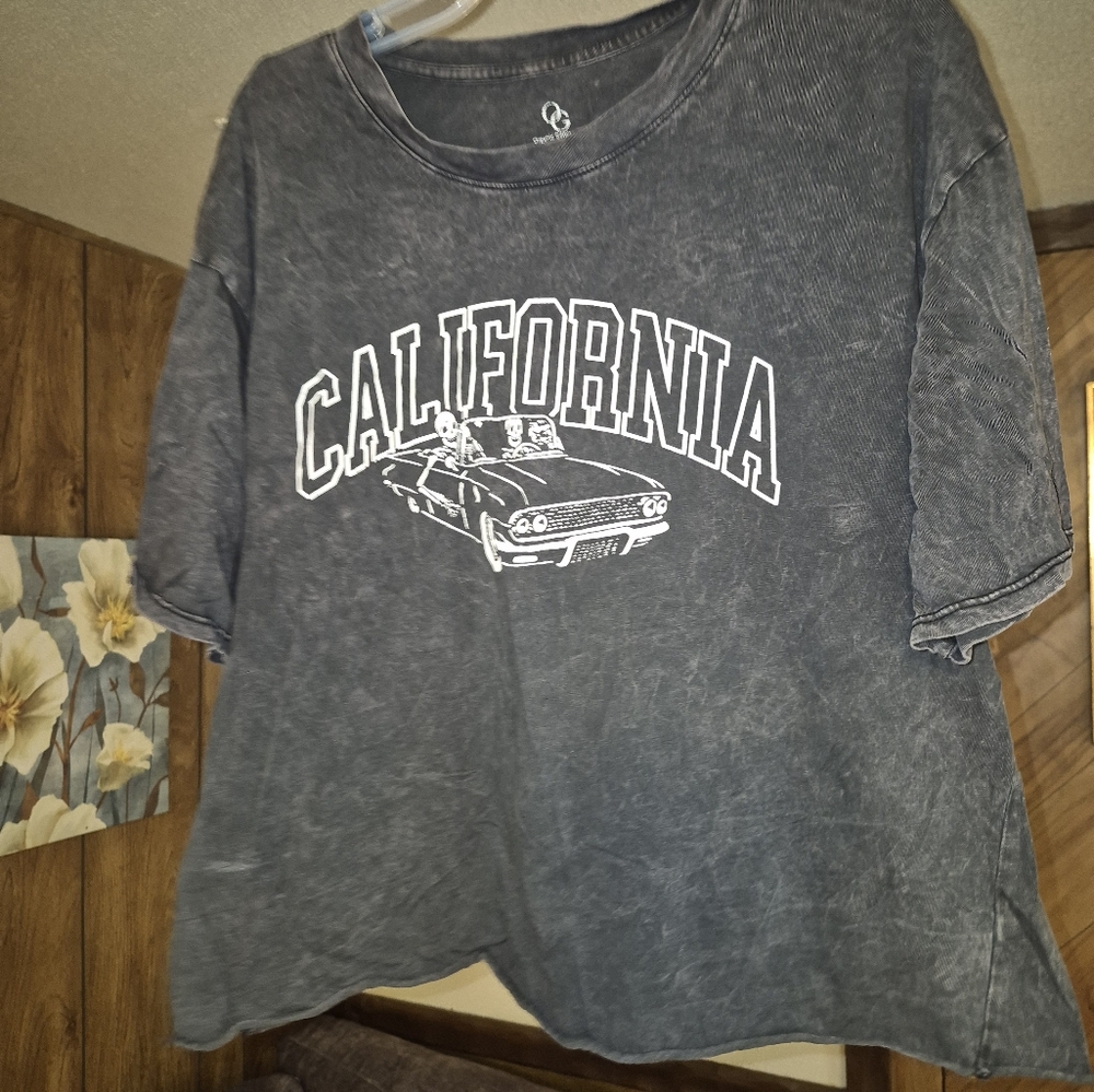 Gray California Graphic T-Shirt